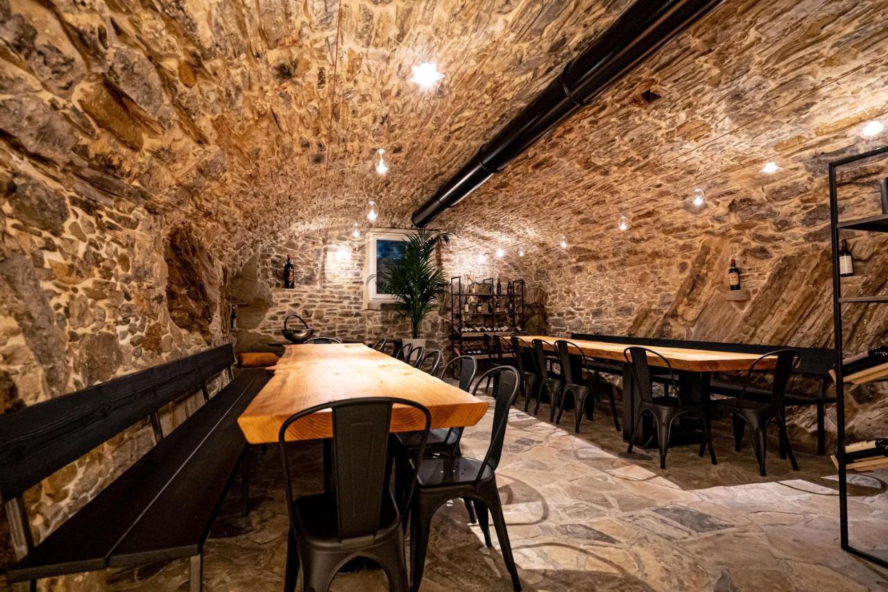 Locanda Moderna Carlambroeus Montevecchia Exteriör bild