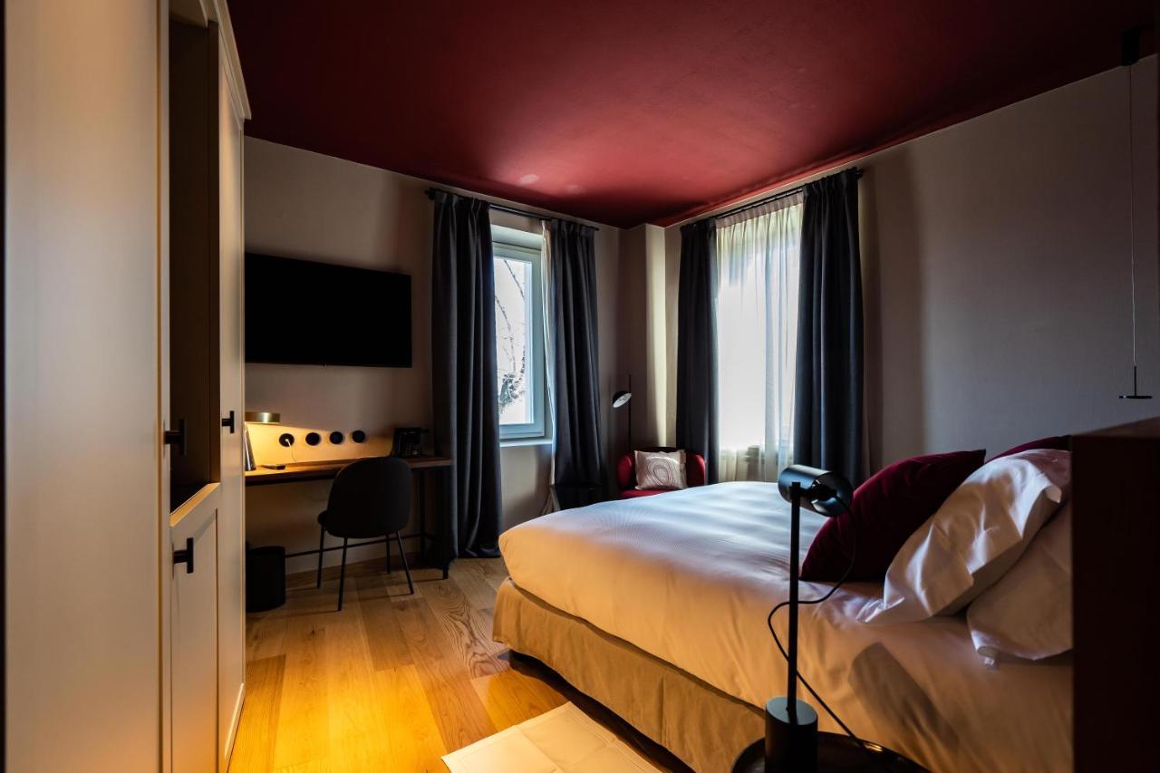 Locanda Moderna Carlambroeus Montevecchia Exteriör bild