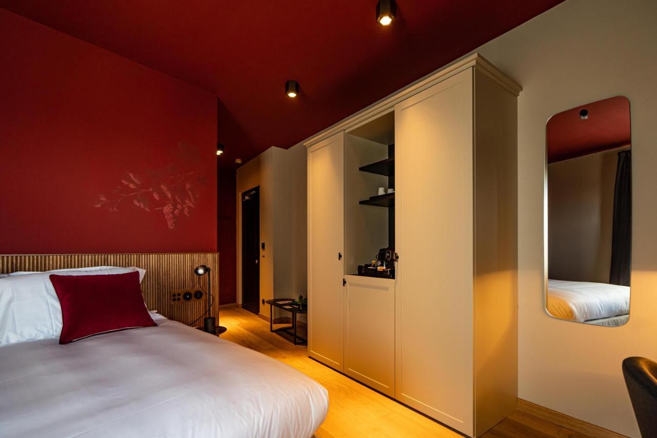 Locanda Moderna Carlambroeus Montevecchia Exteriör bild