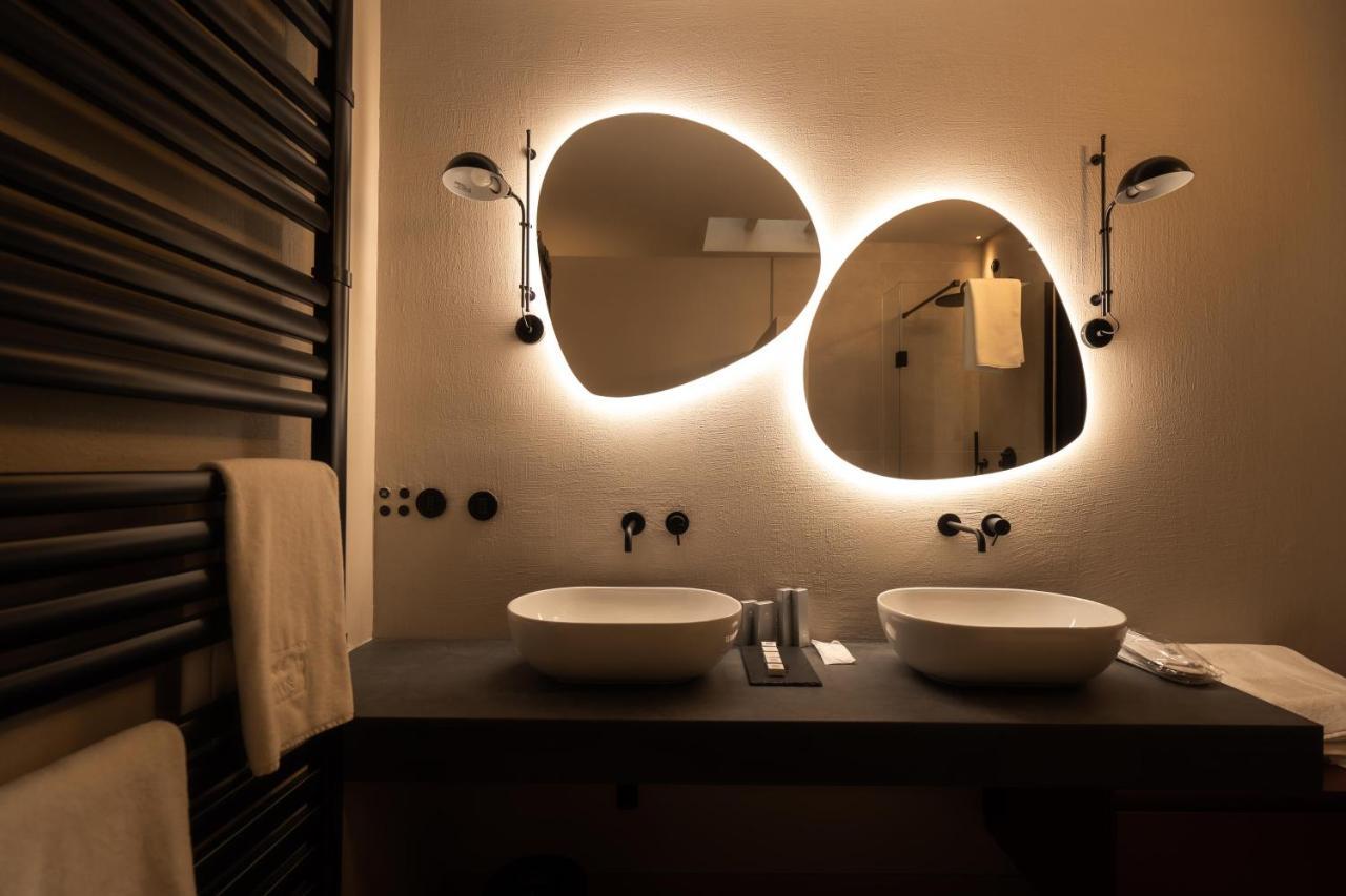 Locanda Moderna Carlambroeus Montevecchia Exteriör bild
